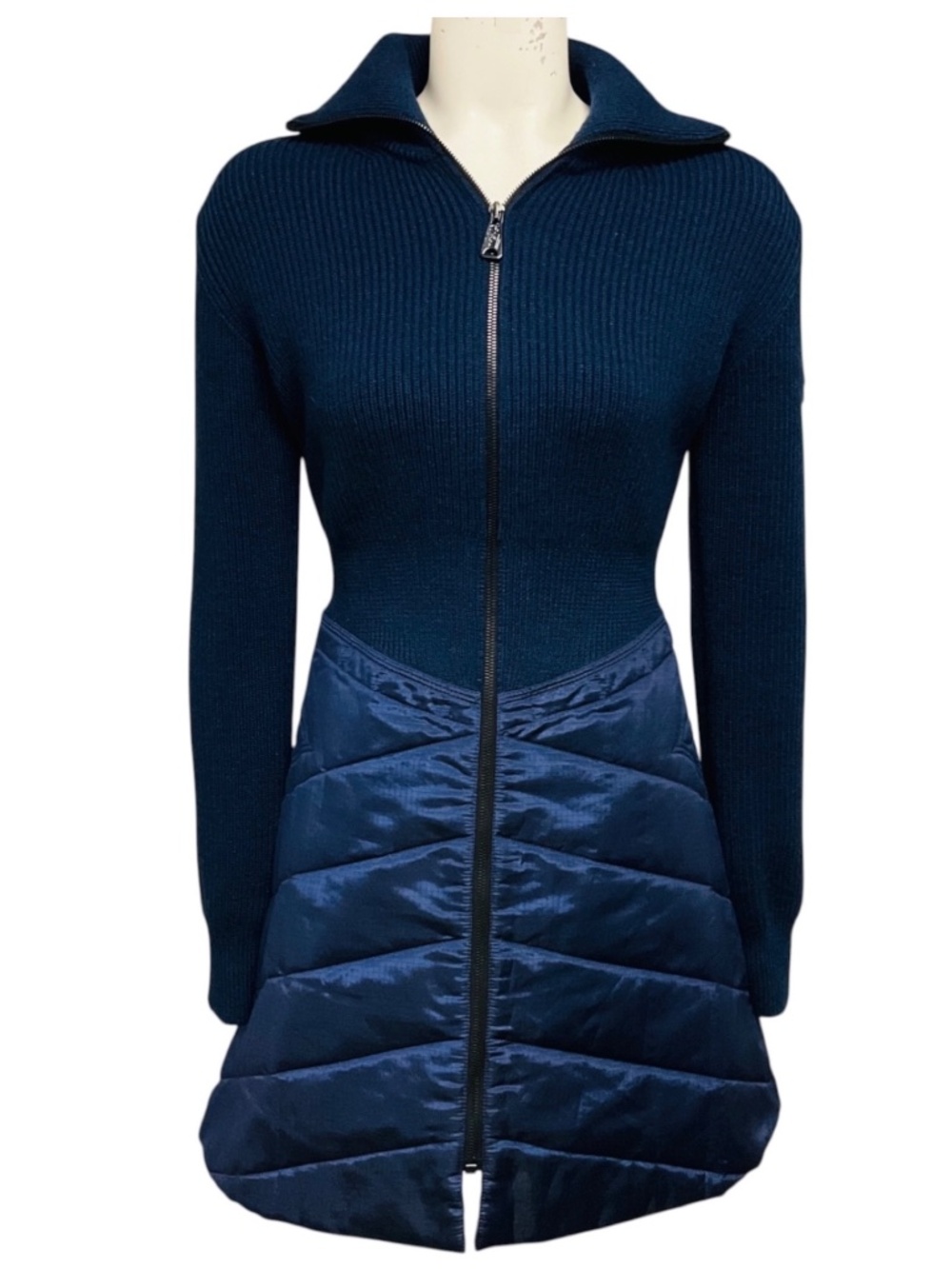 LOUIS VUITTON NAVY BLUE WOOL KNIT AND NYLON ZIP FRONT FLARED DRESS